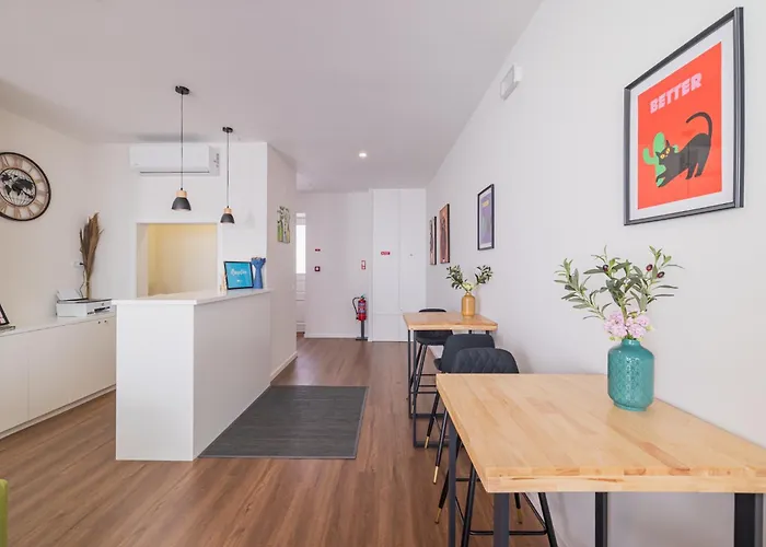 Island Bliss Hostel *