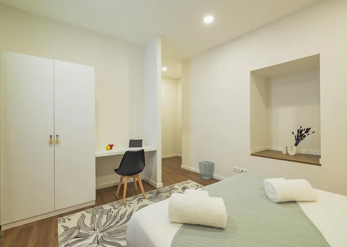 Island Bliss Hostel *