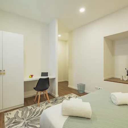 Island Bliss Hostel *